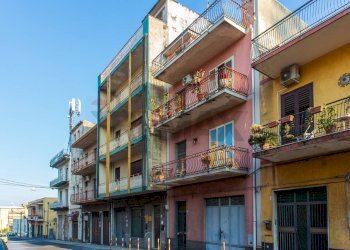 Edificio all\'aperto - Trilocale Via Luigi Orlando
 
126, Giarre - foto 9