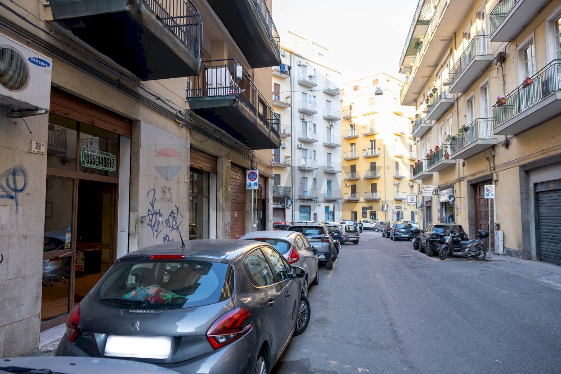 Edificio all\'aperto - Shop Via Tripolitania
39/41, Catania - photo 3