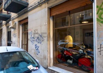 Edificio all\'aperto - Shop Via Tripolitania
 
39/41, Catania - photo 5