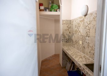Hall / corridoio - Shop Via Tripolitania
 
39/41, Catania - photo 25
