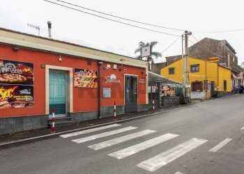 Edificio all\'aperto - Quadrilocale Via Provinciale per Riposto
 
186, Acireale - foto 5