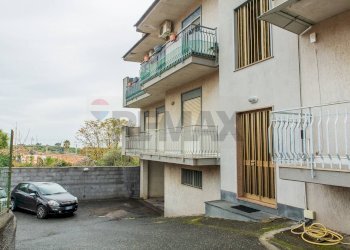 Edificio all\'aperto - Quadrilocale Via Provinciale per Riposto
 
186, Acireale - foto 8