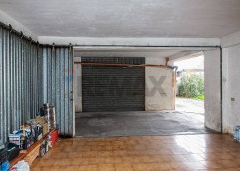 Parcheggio - Quadrilocale Via Provinciale per Riposto
 
186, Acireale - foto 12