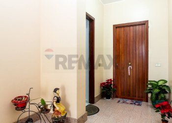 Hall / corridoio - Quadrilocale Via Provinciale per Riposto
 
186, Acireale - foto 15