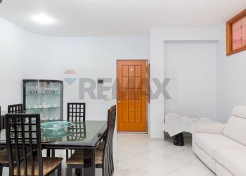 Sala da pranzo - Quadrilocale Via Provinciale per Riposto
 
186, Acireale - foto 17