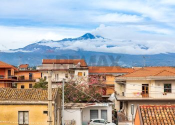 Vista delle montagne - Quadrilocale Via Provinciale per Riposto
 
186, Acireale - foto 26