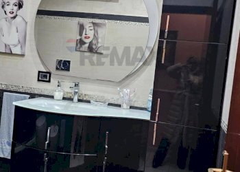 Bagno - Appartamento Via Santa Maria Di Nuovaluce
 
53, Catania - foto 14