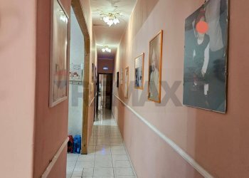 Hall / corridoio - Appartamento Via Santa Maria Di Nuovaluce
 
53, Catania - foto 7