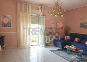 Soggiorno - Appartamento Via Santa Maria Di Nuovaluce
 
53, Catania - foto 2