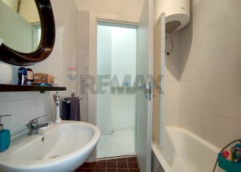 Bagno - Quadrilocale via riesi
 
43, Acireale - foto 22