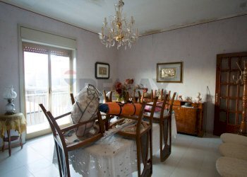 Sala da pranzo - Appartamento Via Pietro Platania
 
195, Catania - foto 3