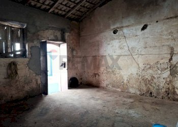 Parcheggio - Casa indipendente Via Ospedale
 
26, Aci Sant'Antonio - foto 10