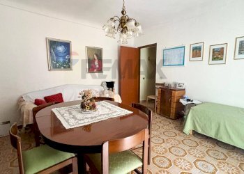 Sala da pranzo - Quadrilocale Via Arcoleo
 
22, Caltagirone - foto 2