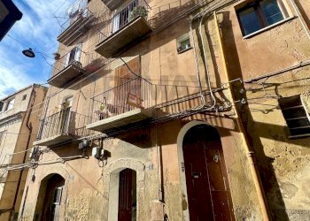 Edificio all\'aperto - Quadrilocale Via Arcoleo
 
22, Caltagirone - foto 13
