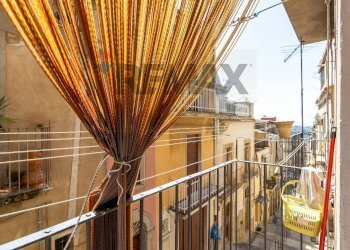 Balcone - Quadrilocale Via Arcoleo
 
22, Caltagirone - foto 15