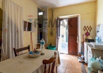 Sala da pranzo - Quadrilocale Via Arcoleo
 
22, Caltagirone - foto 27