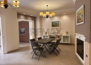 Sala da pranzo - Casa indipendente Via Roma
 
57/59, Aci Sant'Antonio - foto 4