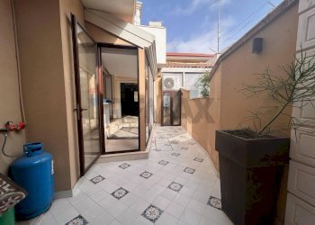 Terrazza - Casa indipendente Via Roma
 
57/59, Aci Sant'Antonio - foto 9