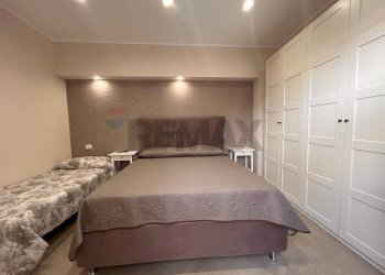 Camera / camera da letto - Casa indipendente Via Roma
 
57/59, Aci Sant'Antonio - foto 12