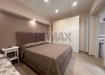 Camera / camera da letto - Casa indipendente Via Roma
 
57/59, Aci Sant'Antonio - foto 14