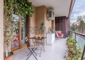 Terrazza - Quadrilocale Via di Decima
 
256, Roma - foto 1