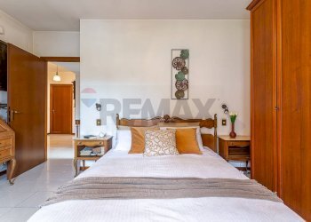 Camera / camera da letto - Quadrilocale Via di Decima
 
256, Roma - foto 20