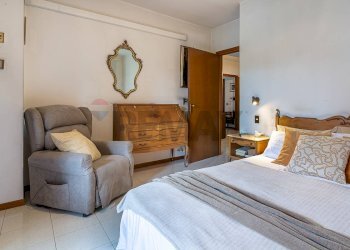 Camera / camera da letto - Quadrilocale Via di Decima
 
256, Roma - foto 22