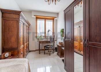 Camera / camera da letto - Quadrilocale Via di Decima
 
256, Roma - foto 24