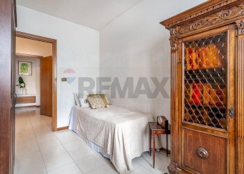 Camera / camera da letto - Quadrilocale Via di Decima
 
256, Roma - foto 25