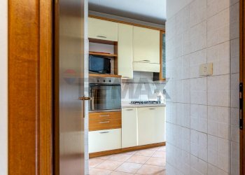 Cucina - Quadrilocale Via di Decima
 
256, Roma - foto 30