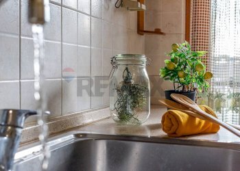 Dettagli - Quadrilocale Via di Decima
 
256, Roma - foto 33