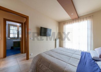 Camera / camera da letto - Trilocale Via Cesare Battisti
16, Loro Ciuffenna - foto 11