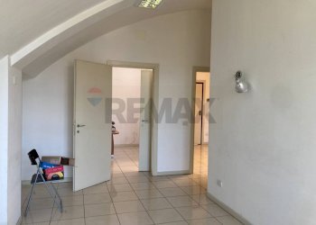 Stanza vuota - Ufficio VIA SCIPIONE LAPI
 
4, Città di Castello - foto 10