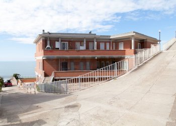 Edificio all\'aperto - Trilocale Lungomare delle Sirene
 
12, Anzio - foto 53
