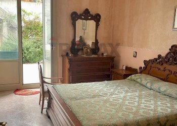 Camera / camera da letto - Casa indipendente Via Cozzale
 
84, Acireale - foto 4