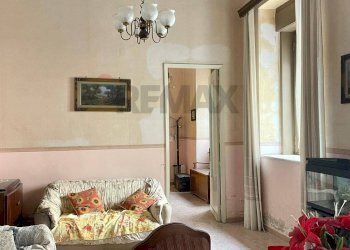 Sala da pranzo - Casa indipendente Via Cozzale
 
84, Acireale - foto 8