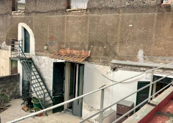 Edificio all\'aperto - Casa indipendente Via Cozzale
 
84, Acireale - foto 24