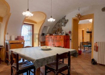 Sala da pranzo - Villa Lovario
 
40, Borgosesia - foto 21