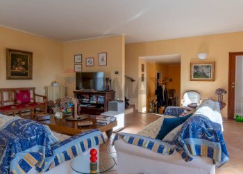 Soggiorno - Villa Lovario
 
40, Borgosesia - foto 27