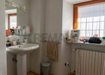 Bagno - Villa Lovario
 
40, Borgosesia - foto 32