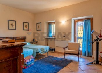 Camera / camera da letto - Villa Lovario
 
40, Borgosesia - foto 36