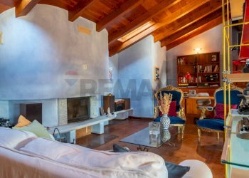 Soggiorno - Villa Lovario
 
40, Borgosesia - foto 39