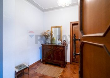 Hall / corridoio - Casa semi indipendente Via Palmiro Togliatti
 
8, Suzzara - foto 10