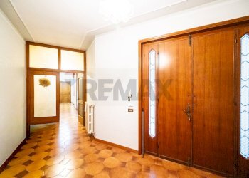 Hall / corridoio - Casa semi indipendente Via Palmiro Togliatti
 
8, Suzzara - foto 12