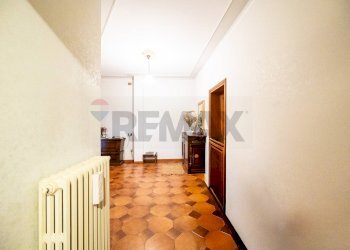 Hall / corridoio - Casa semi indipendente Via Palmiro Togliatti
 
8, Suzzara - foto 13