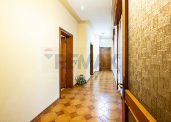 Hall / corridoio - Casa semi indipendente Via Palmiro Togliatti
 
8, Suzzara - foto 14