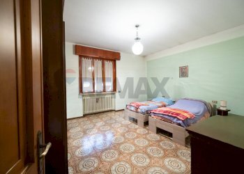 Camera / camera da letto - Casa semi indipendente Via Palmiro Togliatti
 
8, Suzzara - foto 28