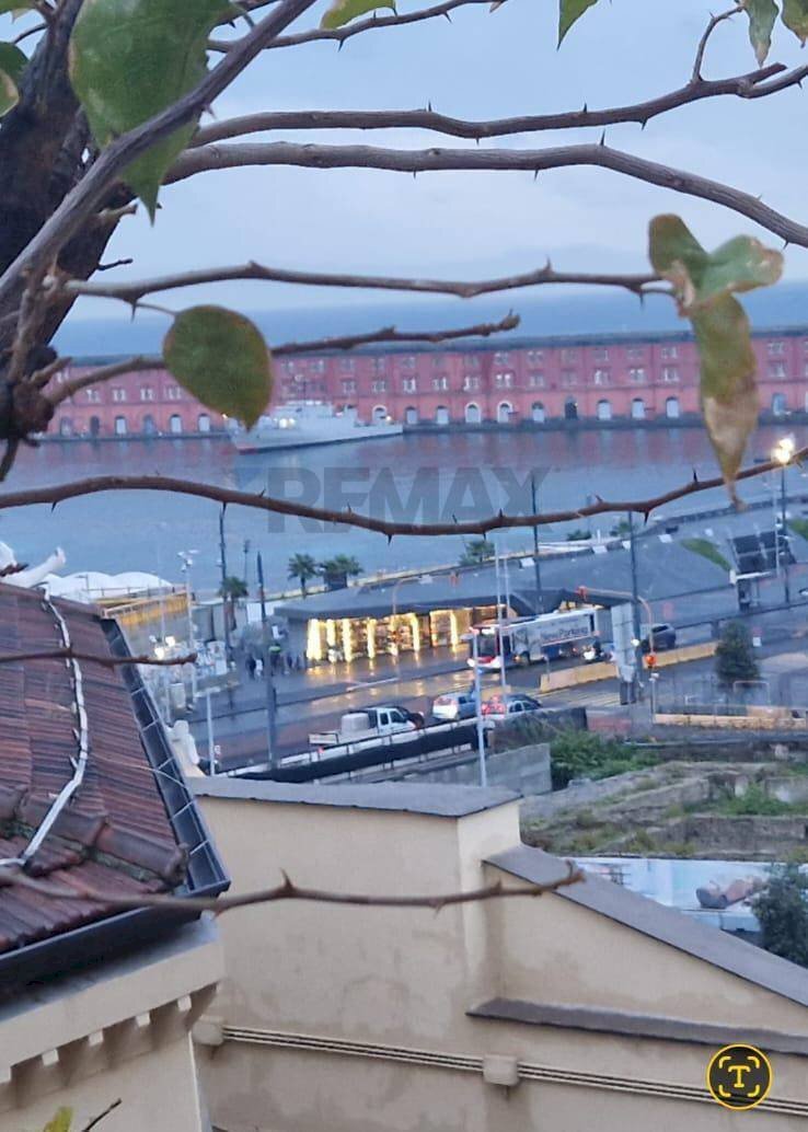 Edificio all\'aperto - Appartamento Via Agostino Depretis, Napoli - foto 3