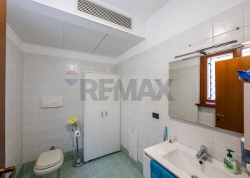 Bagno - Ufficio VIA ARCIPRETE ROTA
 
26/28, Lallio - foto 22