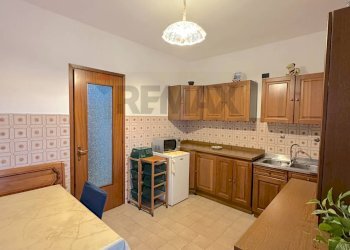 Cucina - Bilocale VIA MULINO VECCHIO
 
43, Cerano - foto 2